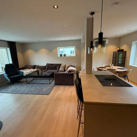 Nyoppusset Til Leie Lägenhet *