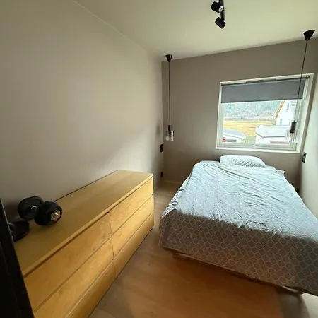Nyoppusset Til Leie Isfjorden