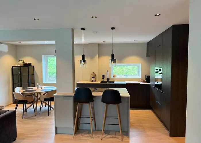 Nyoppusset Til Leie * Isfjorden